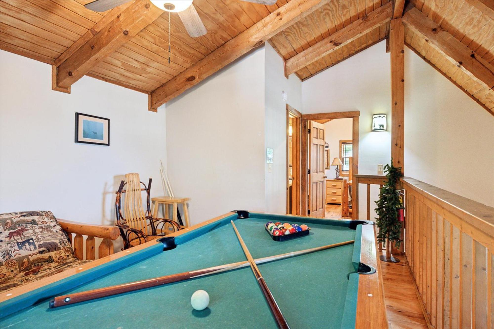 A Charming Cabin, Pool, Firepit, Hot Tub-Jacuzzi Gatlinburg Kültér fotó